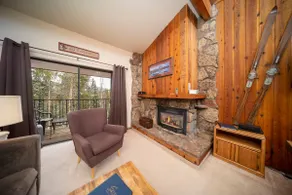 Ideally located at BV, large 2 bedroom vaulted - Image 3