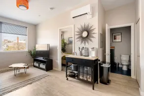Modern 1BR/1BA - SE Portland - Hawthorne - Image 2