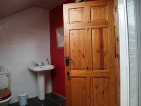 Apartment-Ensuite mit Dusche - Image 4
