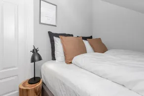 Bright penthouse on the main street - Image 2