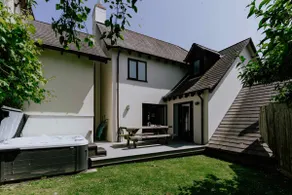 Rummelig 4 værelses familie sommerhus Croyde med Hot Tub - Image 3