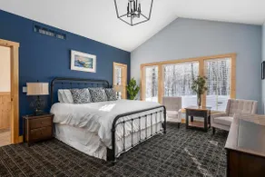 Ski-In/Ski-Out - Your Premier Four Seasons Escape! - Image 3
