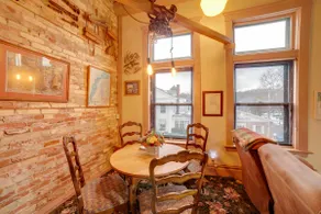 Historic Hardware Loft | 2 Blocks to Downtown - Image 4