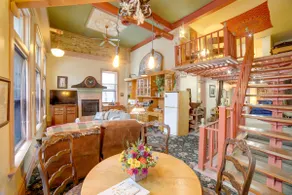 Historic Hardware Loft | 2 Blocks to Downtown - Image 5