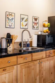 Near River Trail - Pet-Free - King - Local Hosts - Image 4