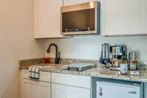Rustic Studio Walkable to Music Row! by Stay Local Nashville - Image 3