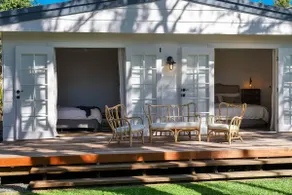 The River Shack, Vintage Luxe, Heart of Noosaville - Image 2