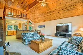 Hot Tub Access, Near Skiing: Tahoe Donner Cabin - Image 4