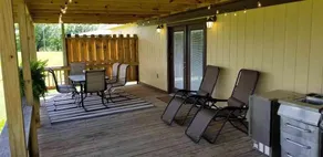 Lakefront Cottage - 25 - Image 4