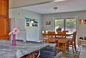 Bigelow Chalet at Killington: 8BR/4.5 BA Pet Friendly Home w/ Hot Tub, Fireplace, Walk to Shuttle - Image 3