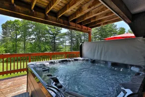 Bigelow Chalet at Killington: 8BR/4.5 BA Pet Friendly Home w/ Hot Tub, Fireplace, Walk to Shuttle - Image 5