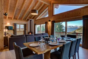 Chalet Joli - Image 2