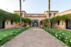 Palais Lona - Image 4