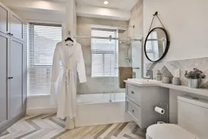 Plateau Mt Royal-Mile End |3BDRS-2BA&Parking - Image 5