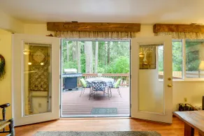 Hot Tub + Fireplace: Peaceful Anderson Island Home - Image 4