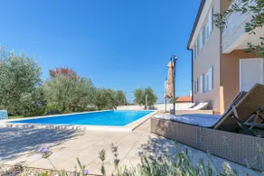 Villa Terlevic med pool omgivet af olivenlunde - Image 4