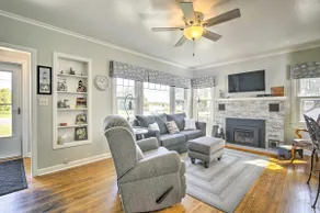 Modern Sturgeon Bay Home by Potawatomi State Park! - Image 4