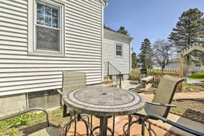 Modern Sturgeon Bay Home by Potawatomi State Park! - Image 2