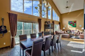 Soleil Chalet By Bear Country - Image 4