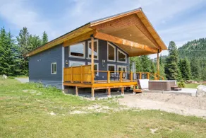 Dog friendly cabin walking distance to the river - Image 2
