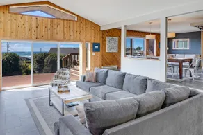 Short Walk to a Sandy Beach! Ocean Views! Dog Friendly! - Image 2