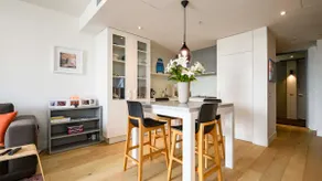 Modern + Spacious 2bd/2bath - Stunning City Views! - Image 4