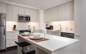 Spacious Town Center 2BR| Workspaces - Image 5