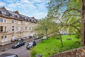 4 Bed in Widcombe oc-bhr13 - Image 3