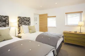 2 Bed in Bath oc-bhr9 - Image 4
