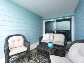 Komplett renovierte Wohnung direkt am Strand.<br><br>Buchen Sie vom 2. September bis zum 12. Oktober über VRBO und erhalten Sie bei Beach Bums einen Golfwagenverleih zum halben Preis mit dem Verleih von zwei oder mehr Fahrrädern. Erkundigen Sie sich na... - Image 5
