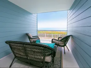 Komplett renovierte Wohnung direkt am Strand.<br><br>Buchen Sie vom 2. September bis zum 12. Oktober über VRBO und erhalten Sie bei Beach Bums einen Golfwagenverleih zum halben Preis mit dem Verleih von zwei oder mehr Fahrrädern. Erkundigen Sie sich na... - Image 4
