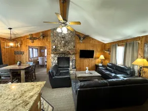 Waubay Getaway on Waubay Lake - Image 2