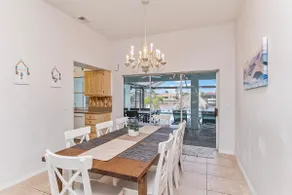 Great Water View 4/2 Pool House With Tiki Bar On Marco Island - Image 5