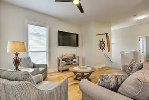 Spacious Miramar Beach Cottage w/ Beach Access! - Image 4