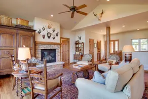 Lake & Mountain Views: Stunning Estes Park Home! - Image 5