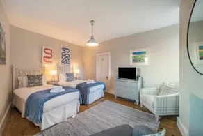3 Bed in Bath oc-bhr26 - Image 3