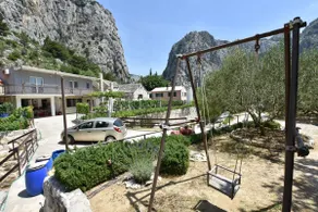 Apartments Petea Omis - Image 2
