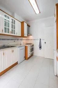 Lisbon Cozy Apt 2BR | Terrace | Metro - Image 5