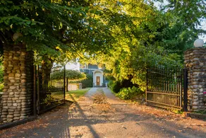 Private beach, 6 acres of land, historic home! - Image 2