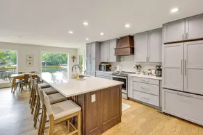 'Arcade Cove' - Renovated Lake Martin Home w/ Dock - Image 4