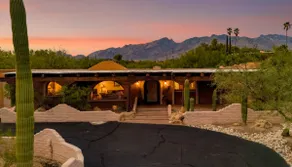 Quintessential Tucson Foothills Retreat with pool - Image 3