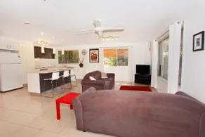 35 Santa Monica Avenue - Image 4