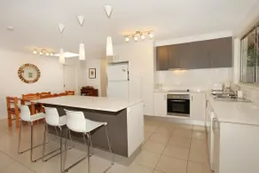35 Santa Monica Avenue - Image 3
