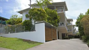 Einheit 2, Sea Breeze Villas-39 First Avenue Coolum - WIFI, 400 Bond - Image 3
