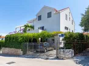 Apartment Oaza - Image 2