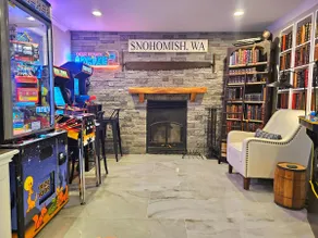 Mountain View Estate Forest Hot Tub Full Arcade - Image 2