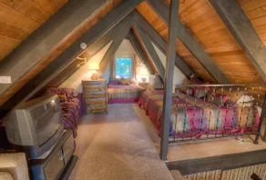 Lodgepole Chalet 3 Bedroom Home by RedAwning - Image 5