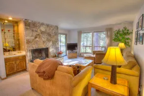 Condo économique incliné avec barbecue, 2 foyers, près de la plage (IVC0817) - Image 4