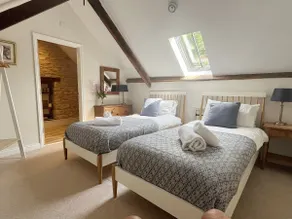 5* Gold Award Barn Conversion at the Heart of The Cotswolds - Image 2
