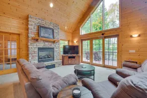 Lakefront Wisconsin Cabin with Boat Dock! - Image 4